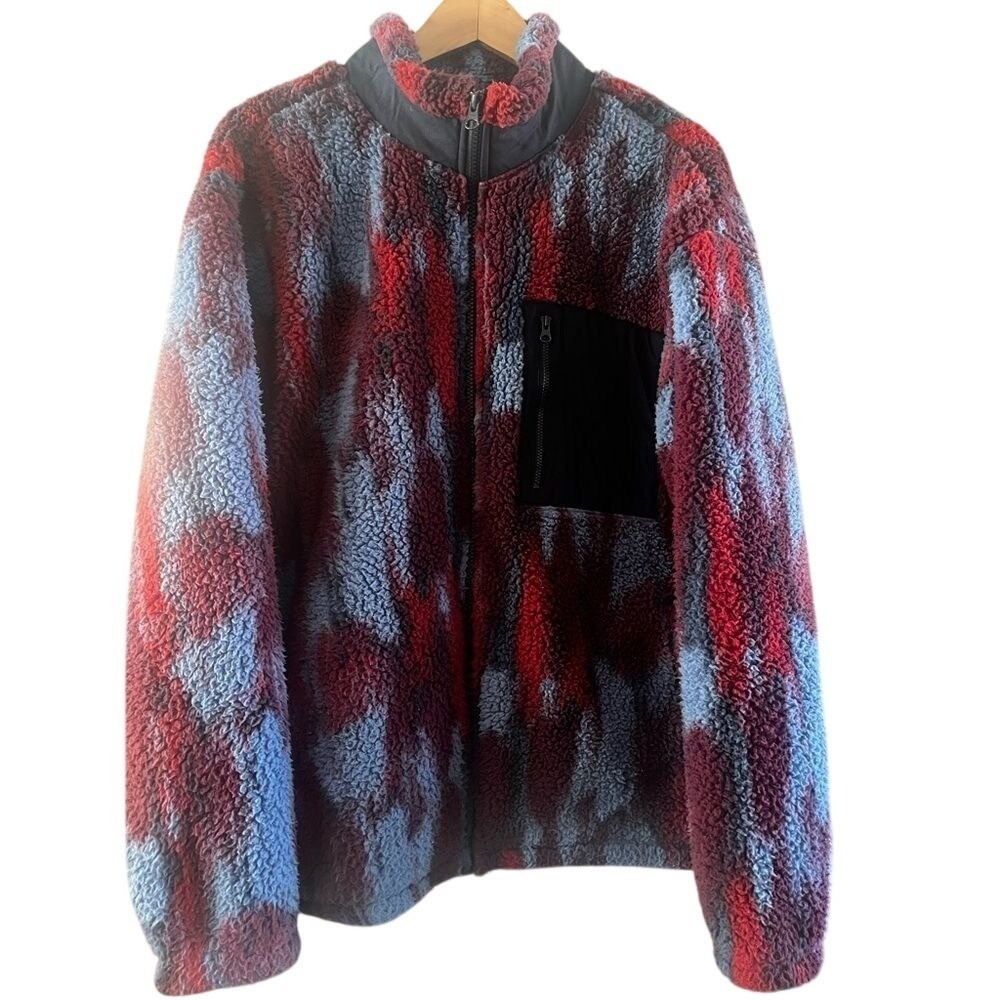 Men's Original Use SZ Large Fluffy Fleece Zip Jacket Camo Sherpa Blue‎ & Maroon